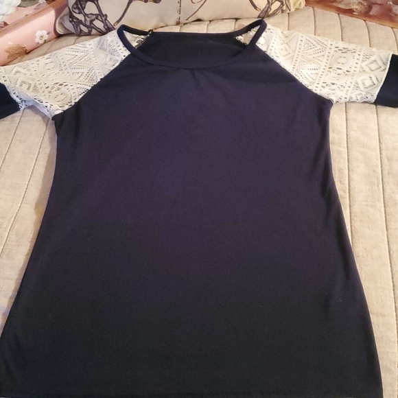 None Tops - Navy blue shirt with lace sleeves🎀